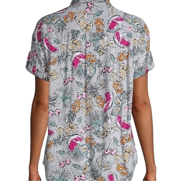 𝅺LORD & Taylor Francie graphic tropical Hawaiian print button down top - Picture 2 of 7